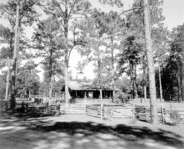 Black and white photo by Holland, Karl E., 1919-1993